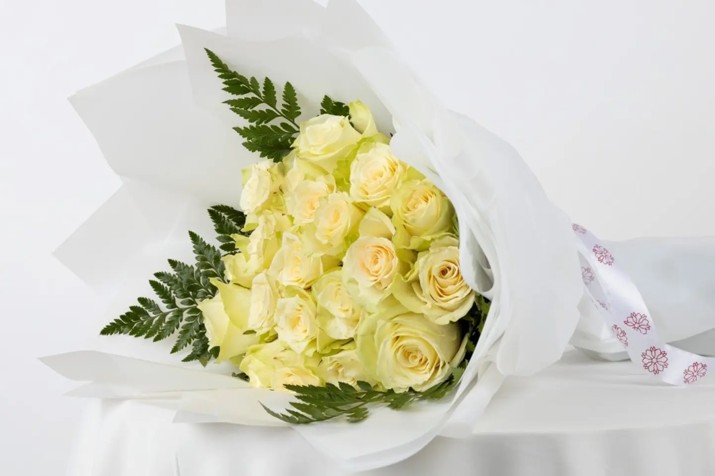 White Rose Bouquet - Card