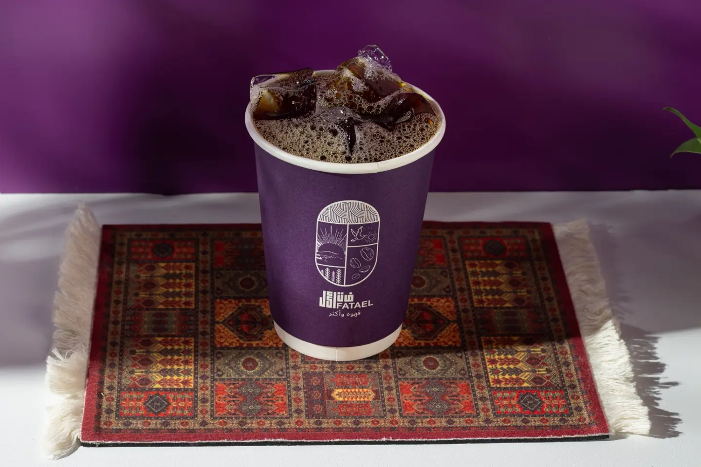 قهوة باردة - صغير