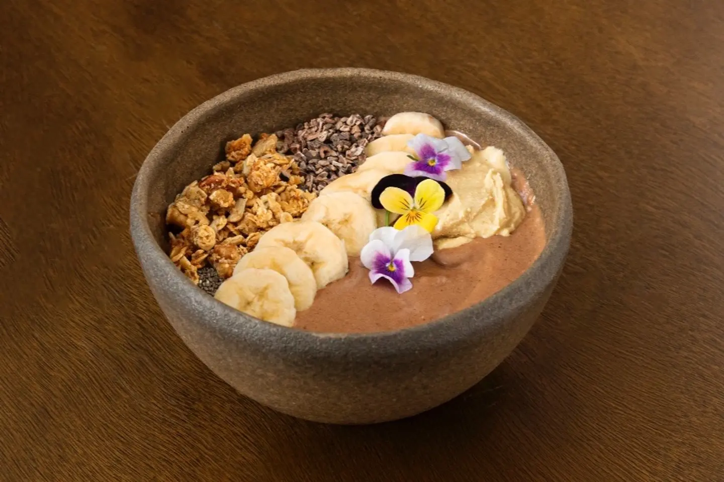 أساي بول بالشوكولاتة - فراولة طازجة