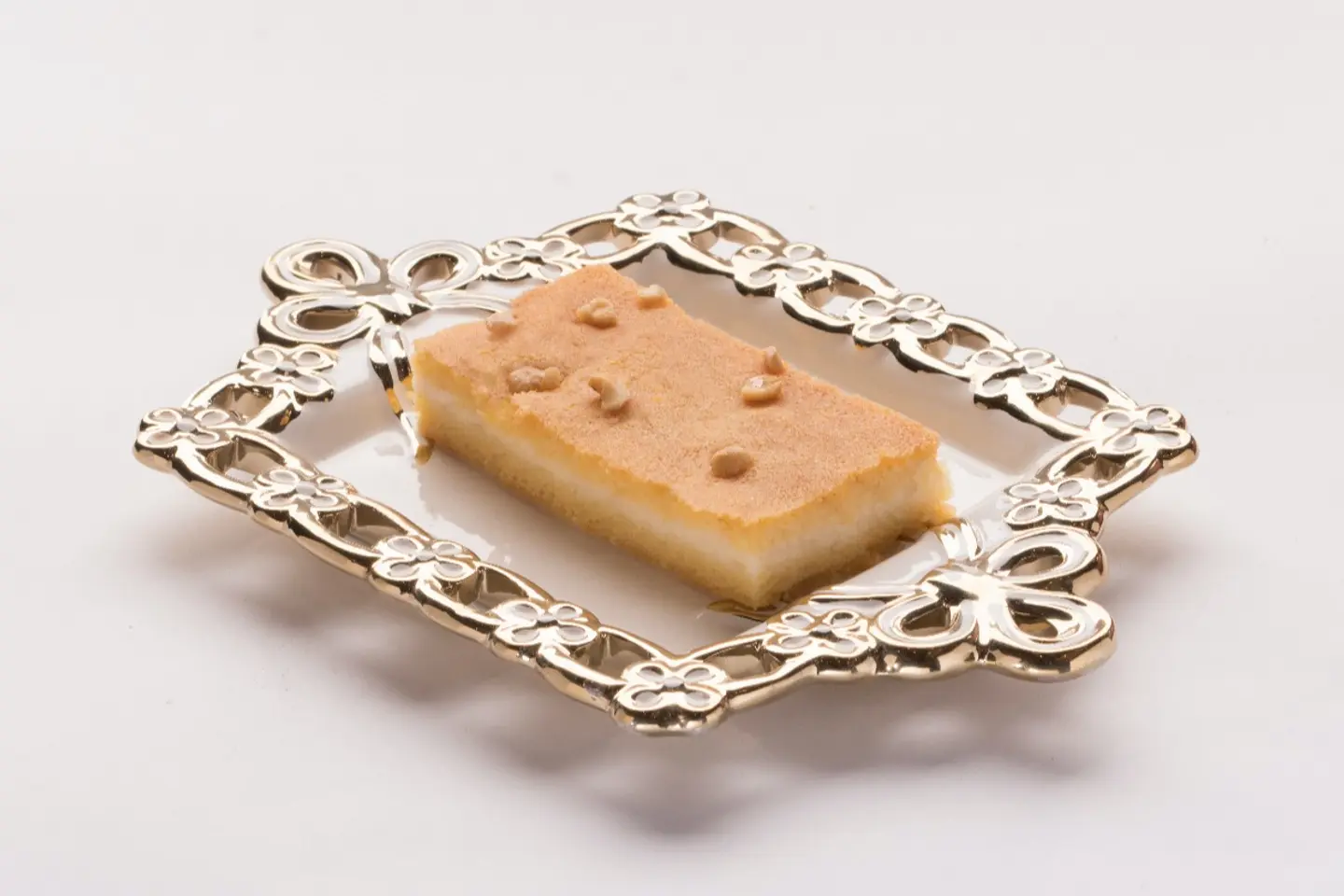 بسبوسة بالقشطة - نصف كيلو