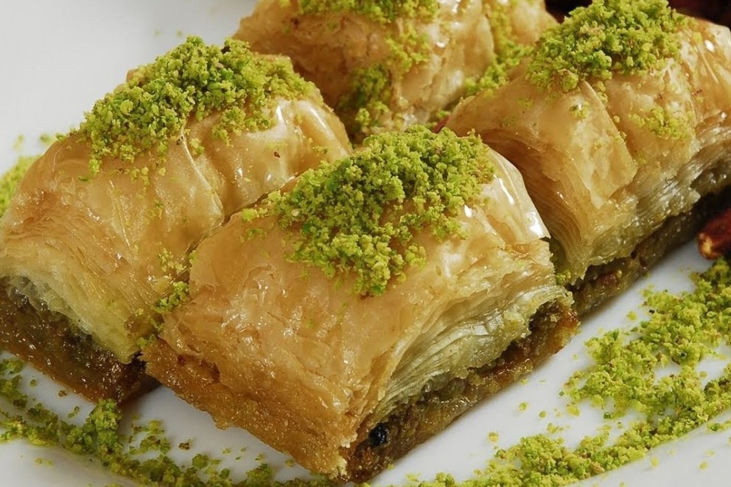 بقلاوة مشكل - صغير