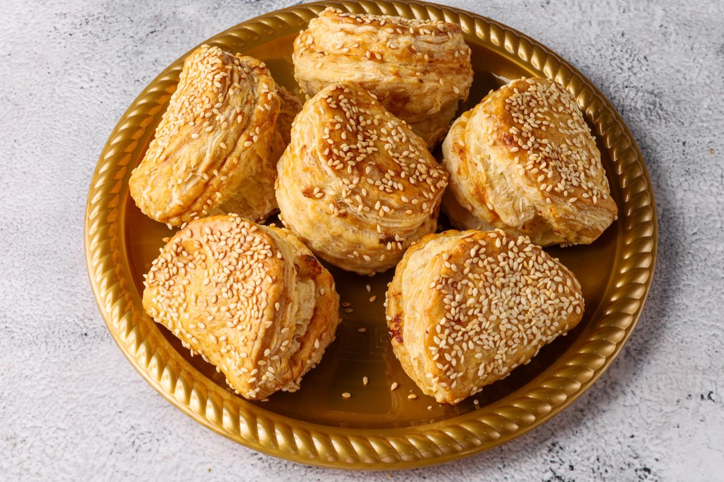 بريك جبنة بيضا - بريك جبنة بيضا-بريك جبنة بيضا نصف كيلو