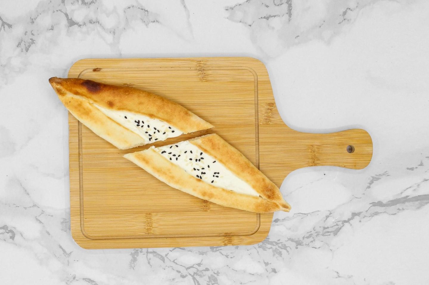 Cheese With Labneh Pie - Large