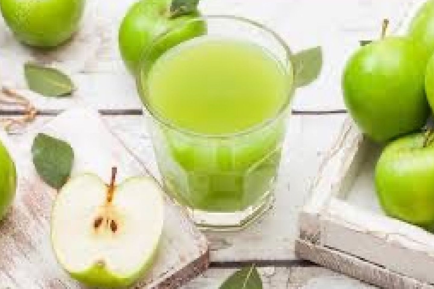 تفاح أخضر - وسط