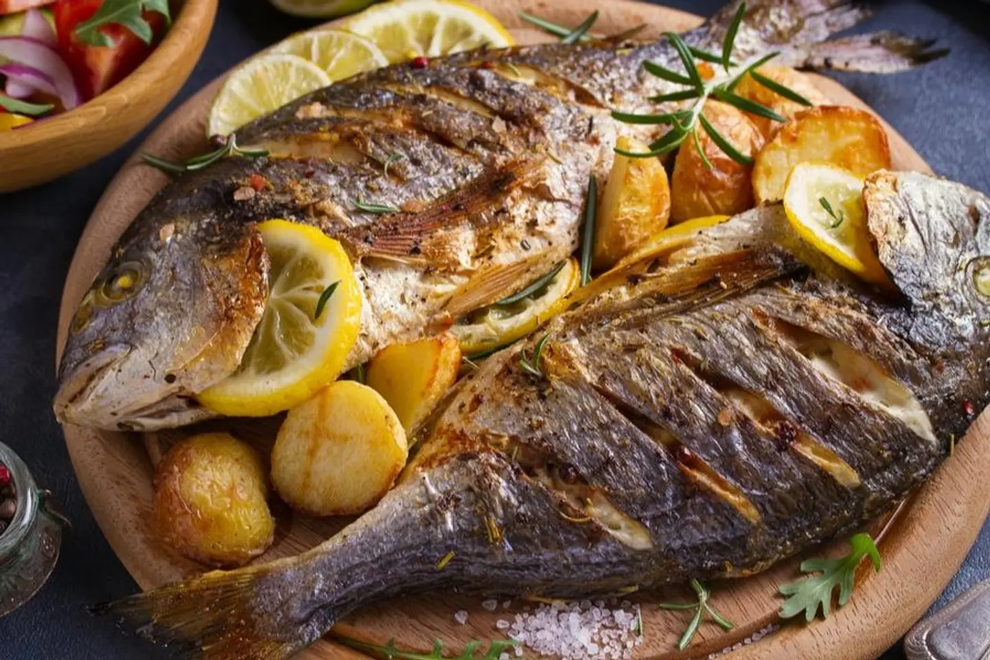 دنيس مشوي زيت وليمون - نصف كيلو