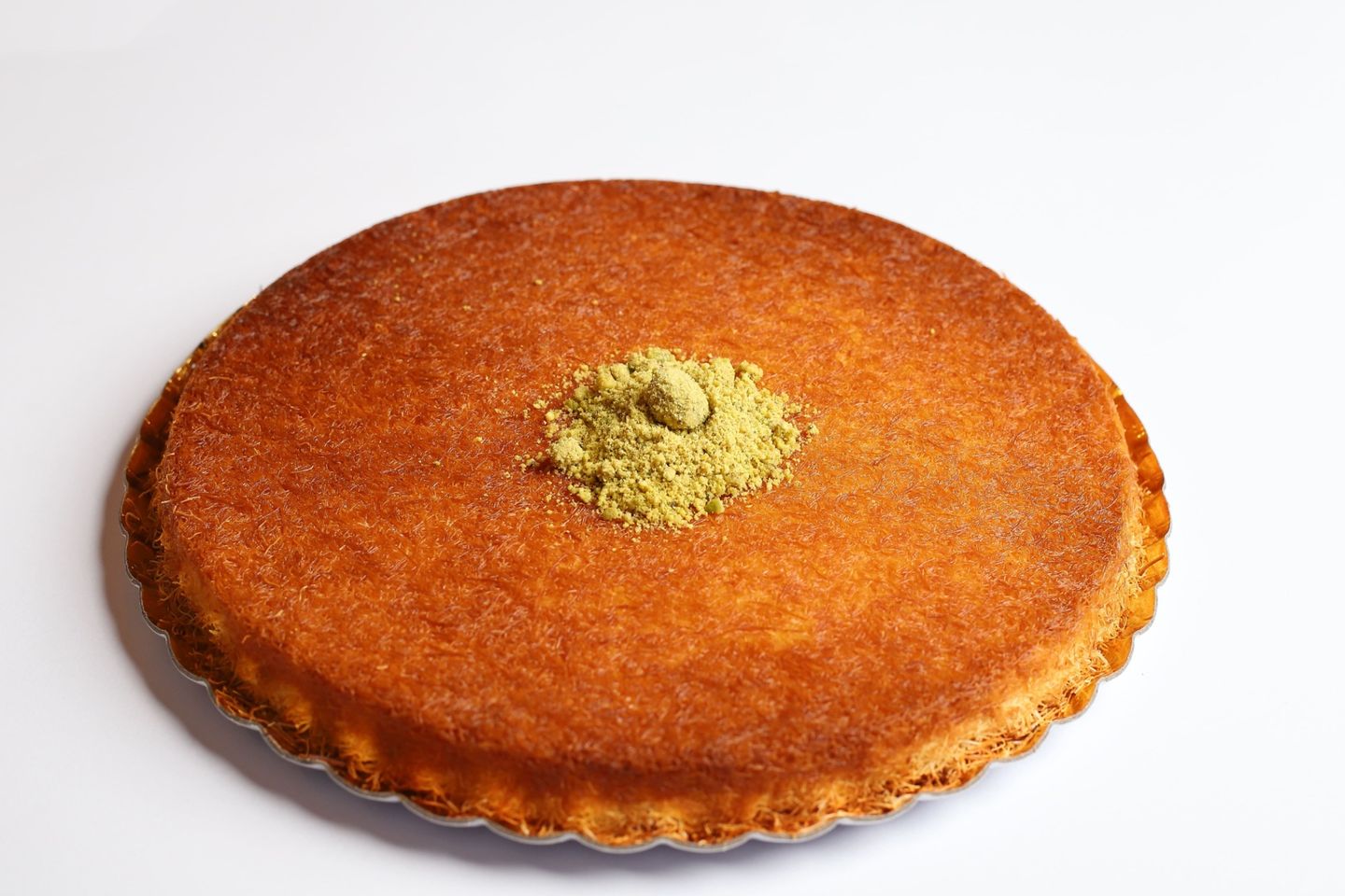 كنافة قشطة - كنافة دائرية وسط