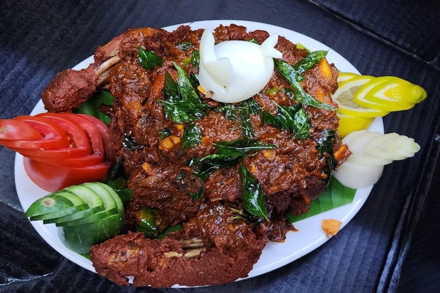 دجاج نادان مشوي كامل - مع باراتا