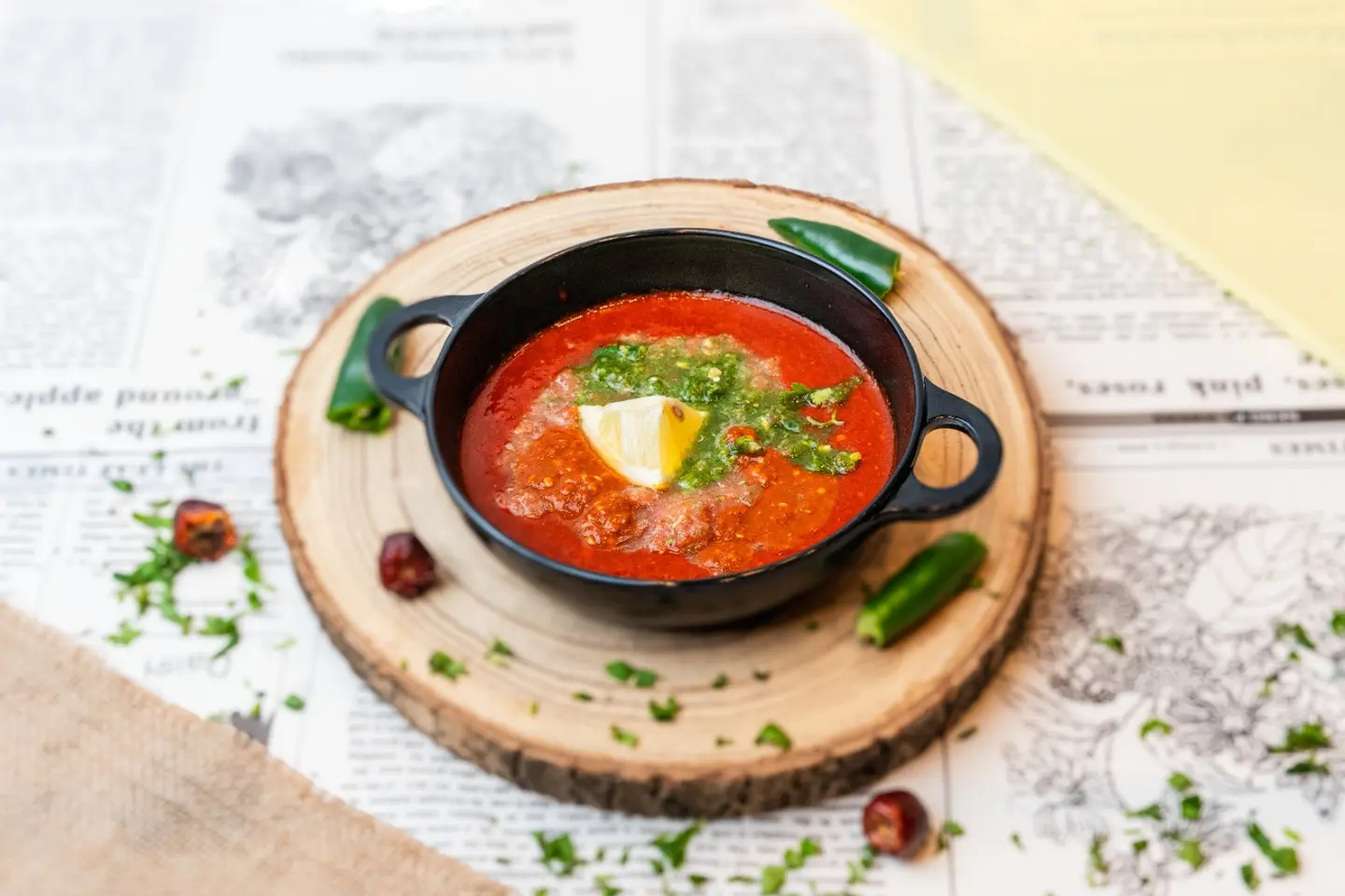 سلطه حمراء - سلطه حمراء كبير