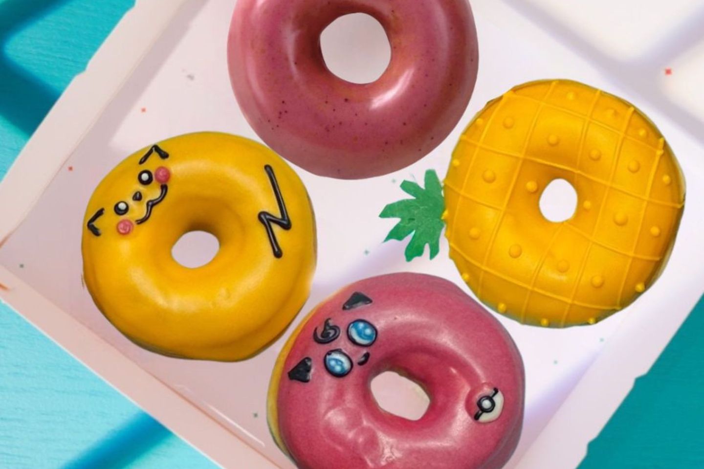 Classic Box Donut - Box 12 Pieces Classic Donut Mix Flavors