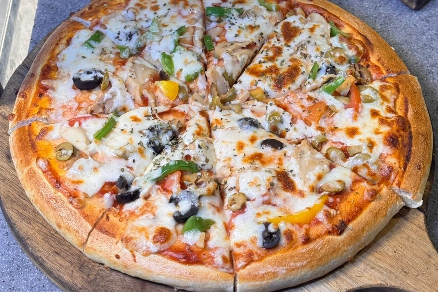 Large Pizza - Meat