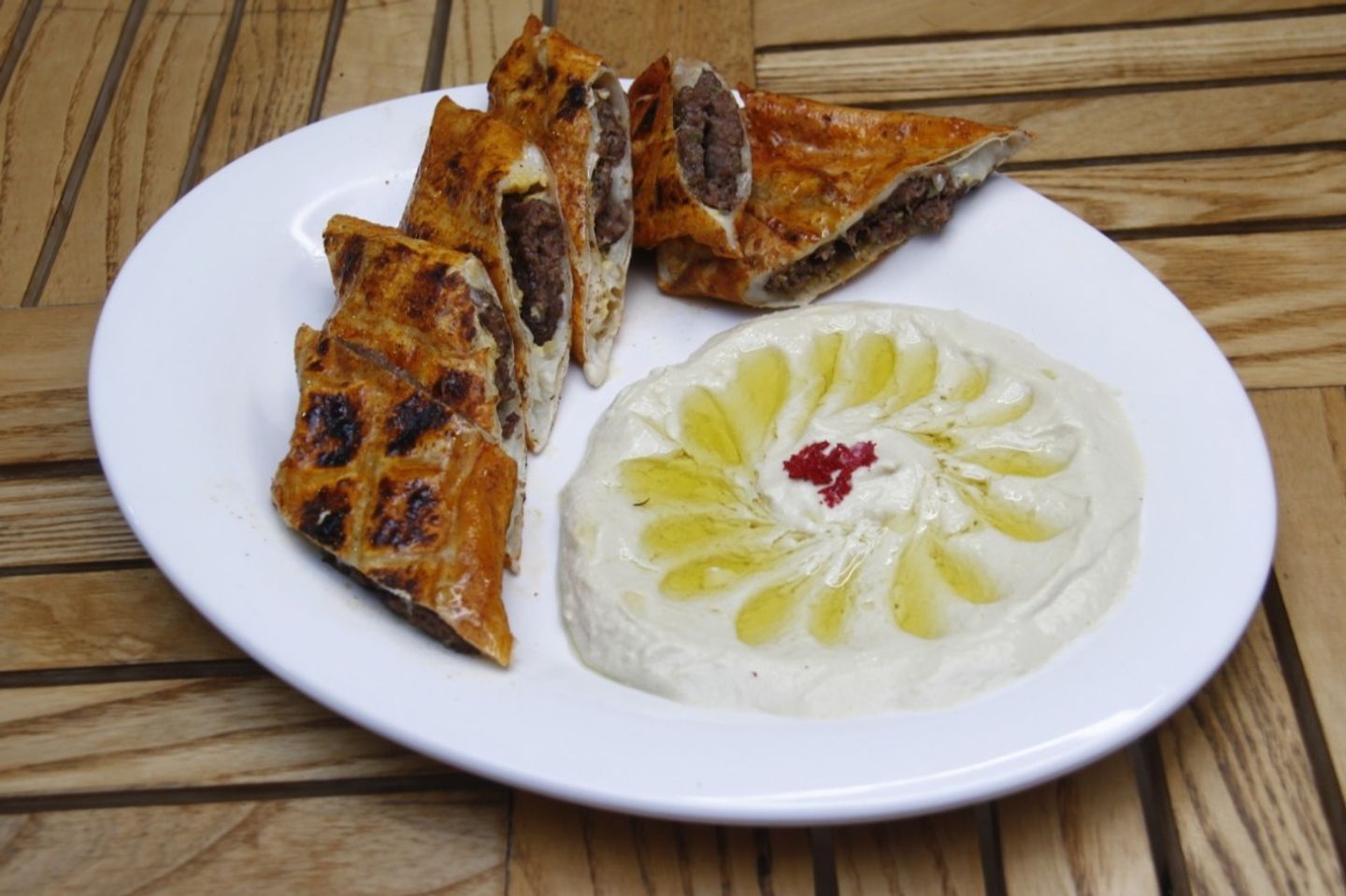 صحن سبيشل كباب الطيبين بالاجبان والصوص - دجاج