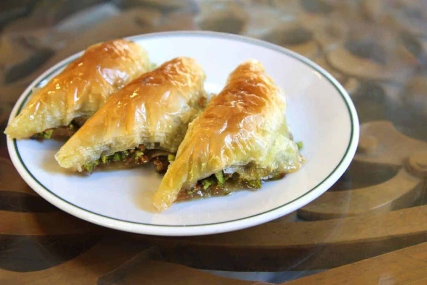 Cream And Pistachio Baklawa - 500 Kg