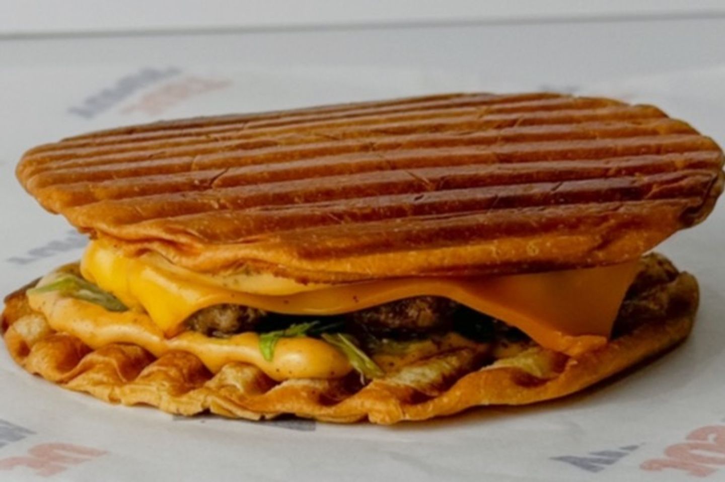 Flat Beef Burger - Sandwich