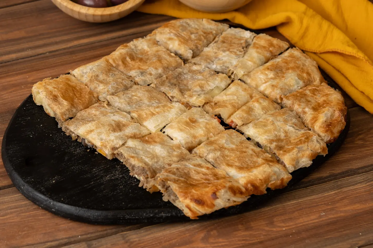 مشلتت لحم ملوكي       - صغير