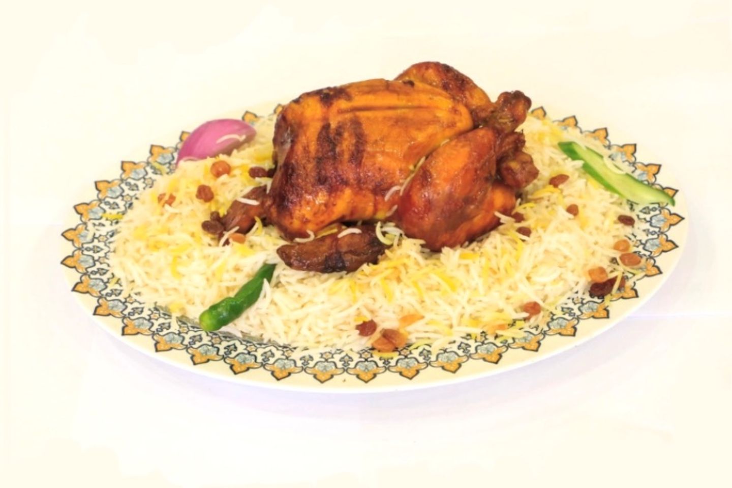 دجاج شواية مع الرز - نص حبه دجاج شواية مع الرز