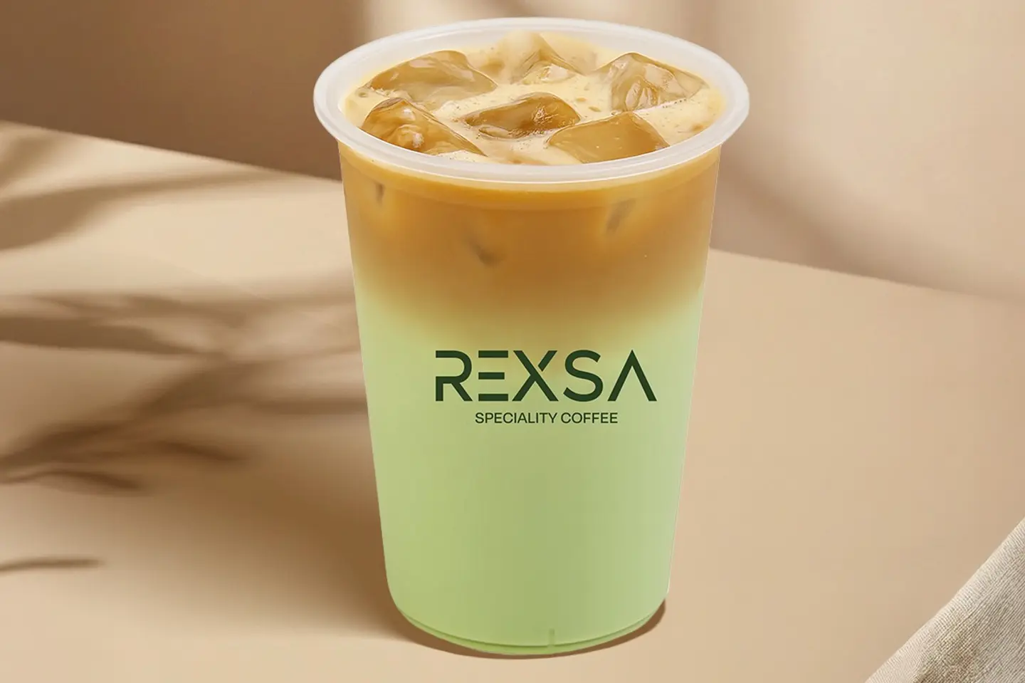 ايس بستاشيو دوليتشي - وسط