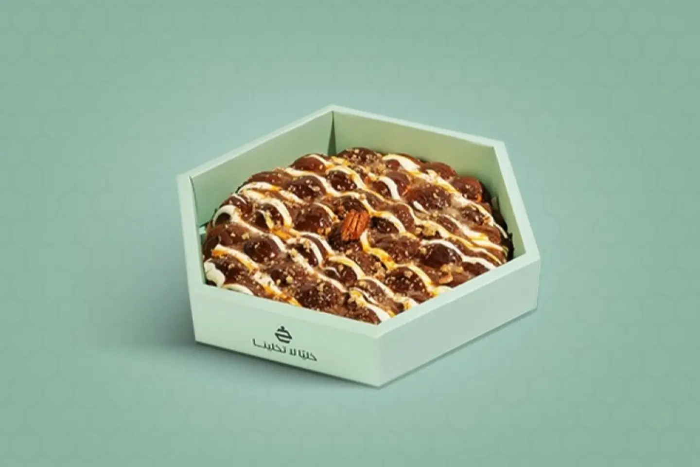 Cinnabon Khaliah - Cinnabon Large