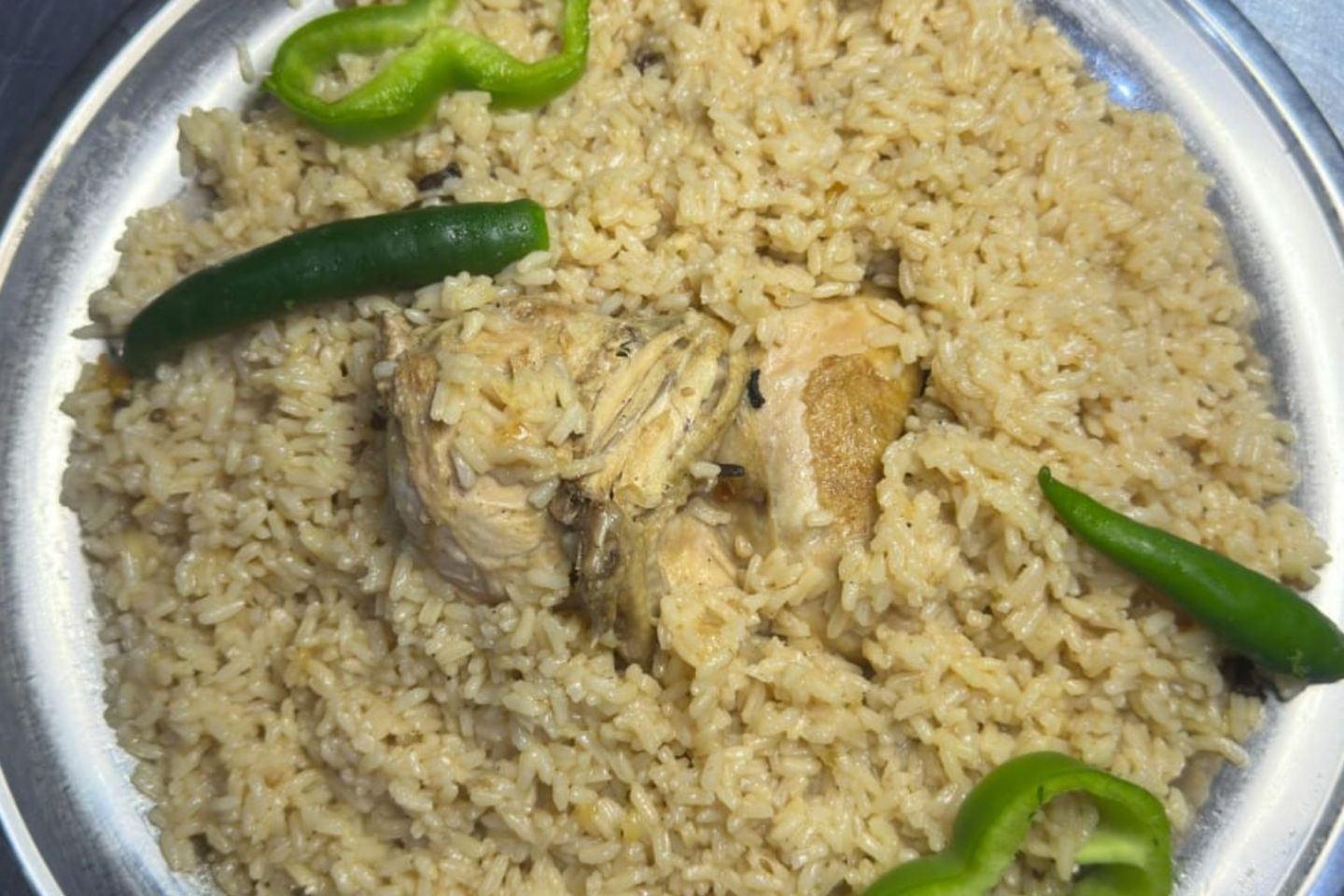 نص حبه دجاج مضغوط - رز بسمتي احمر