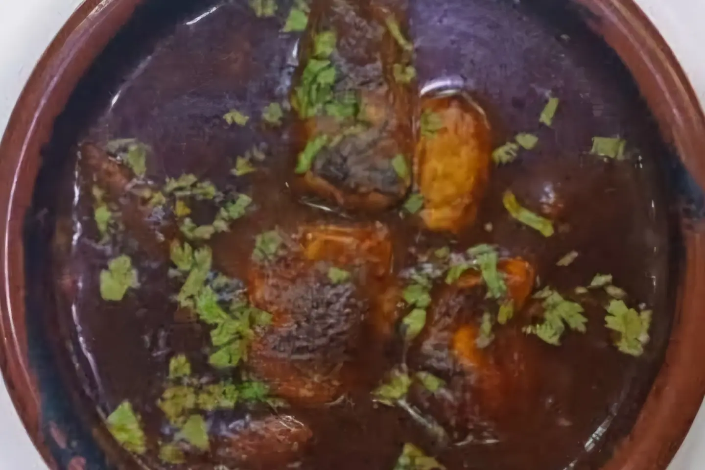 طاجن بالحمر - مشكل