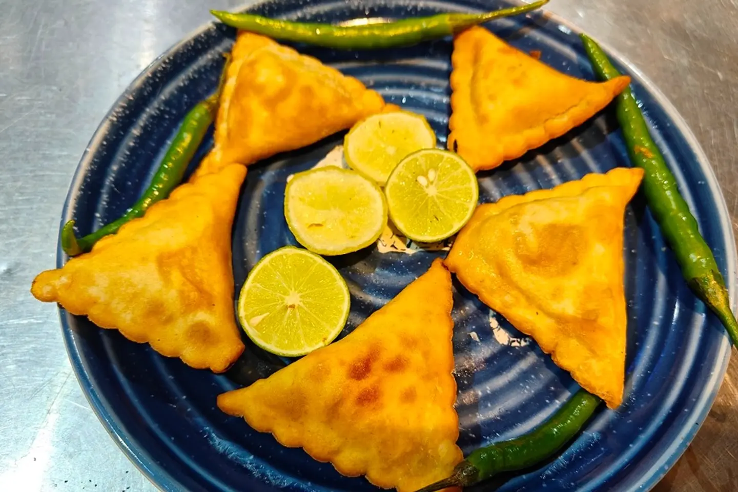 Meat Puff Plate - Small