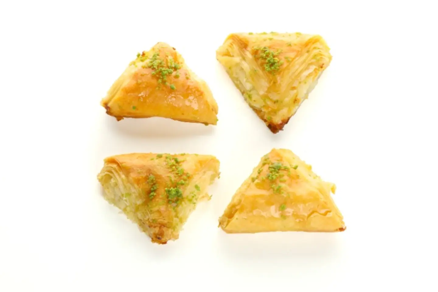 بقلاوة محشية بالقشطة - كيلو