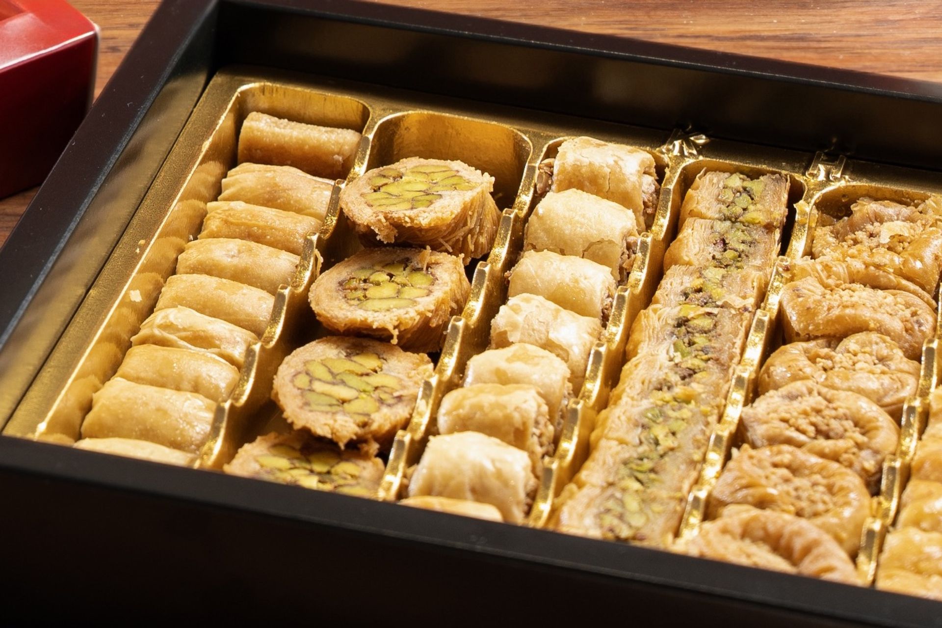 علبة بقلاوة مشكلة - صغير - علبة صغيرة