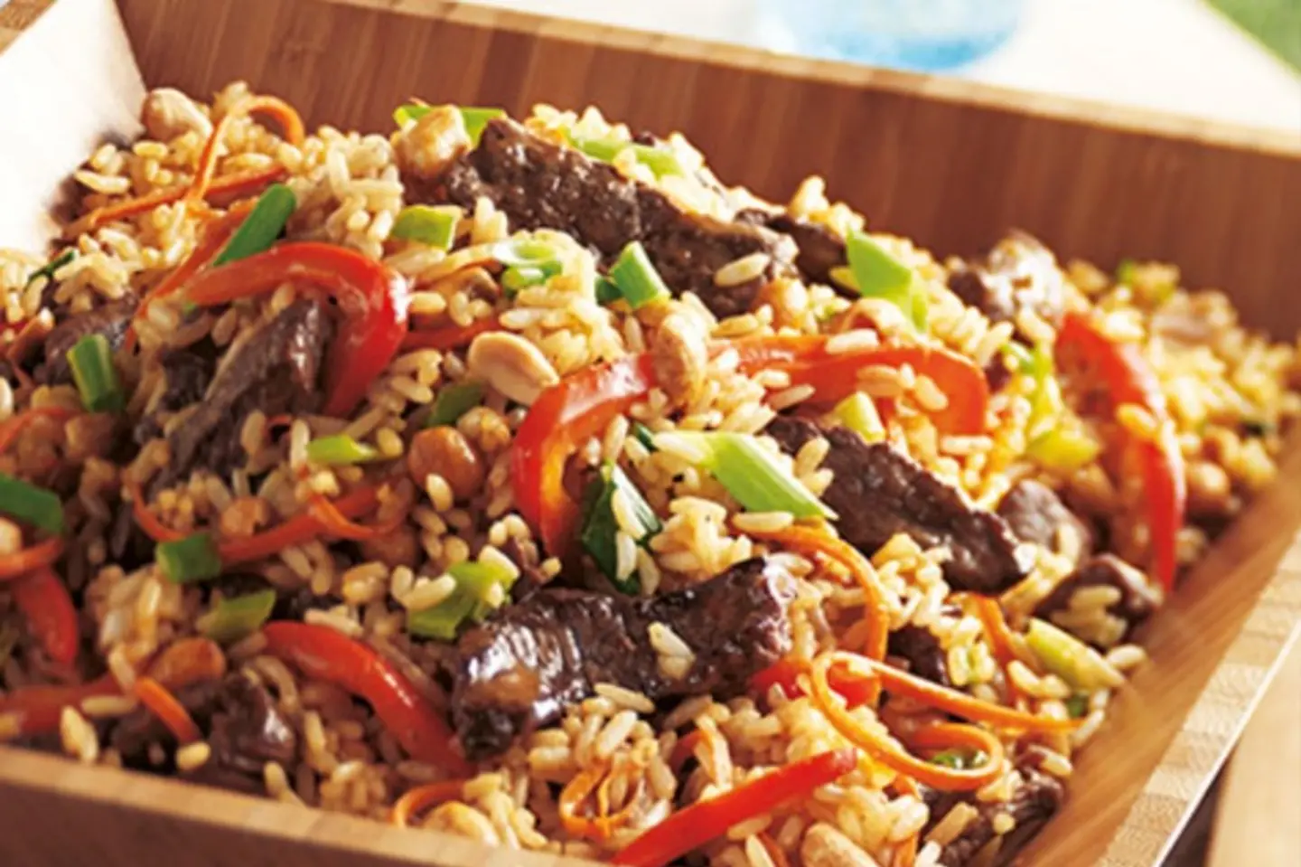 لحم البقر الأرز المقلي - لحم البقر الأرز المقلي-عادي