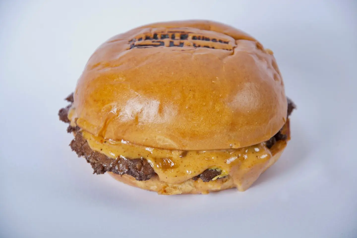 سماش لحم - ساندويتش