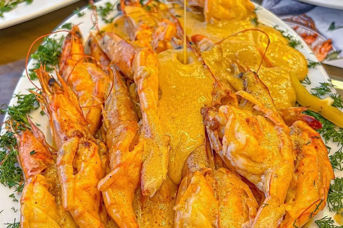 جمبري وسط بالذبدة - نصف