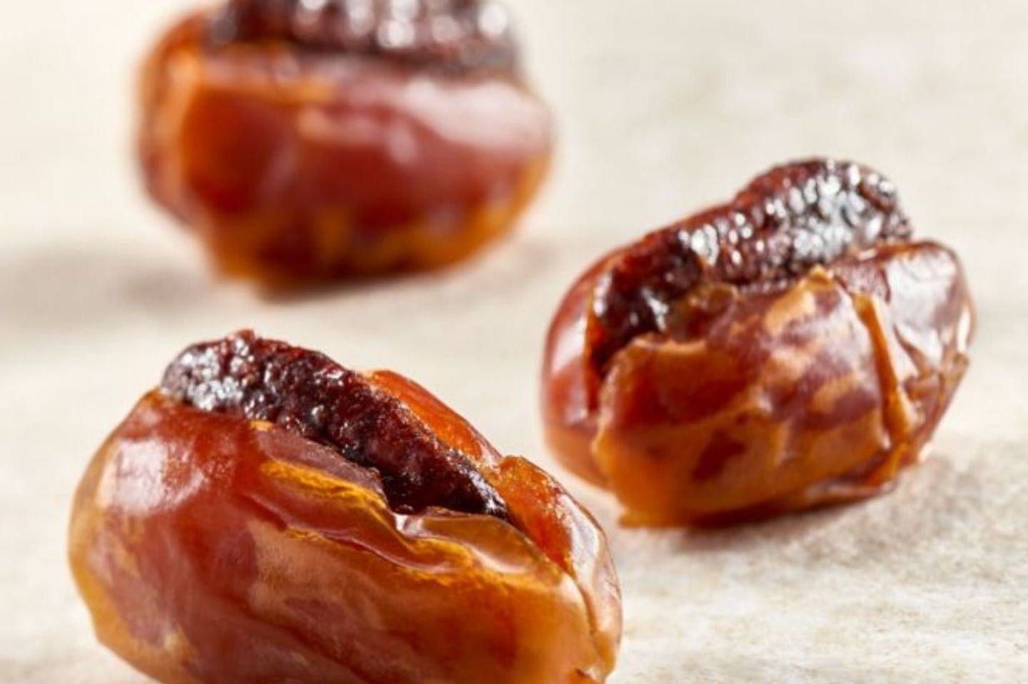 Kholas With Caramelised Pecan - 500gms
