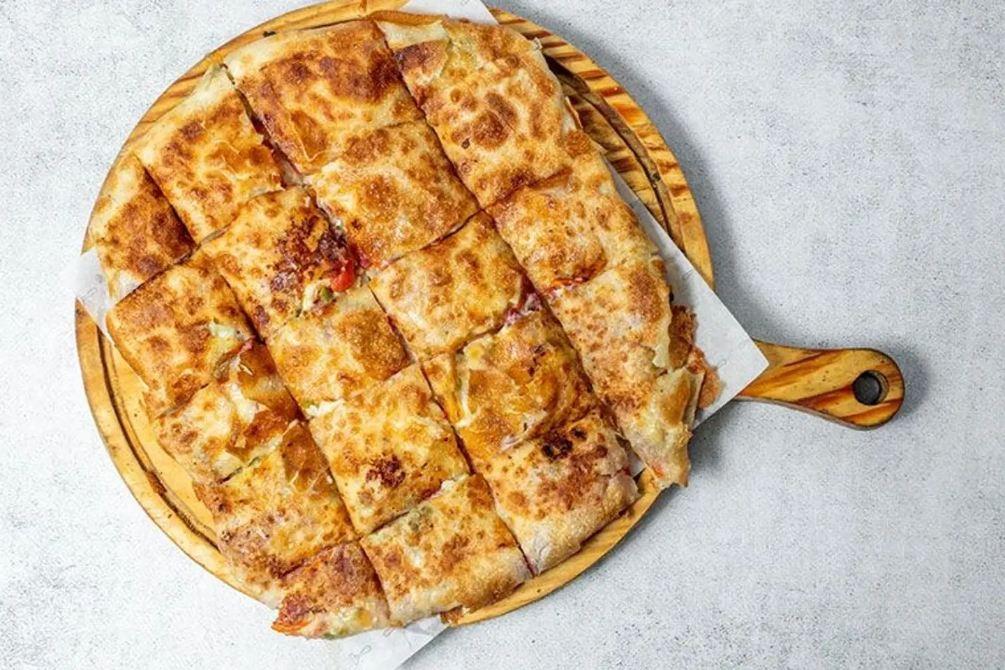 Mixed Cheese Pie - Medium