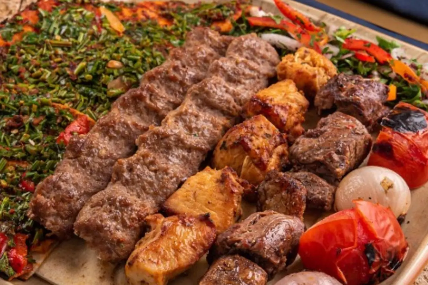 صحون مشاوي - صحن صغير4سيخ