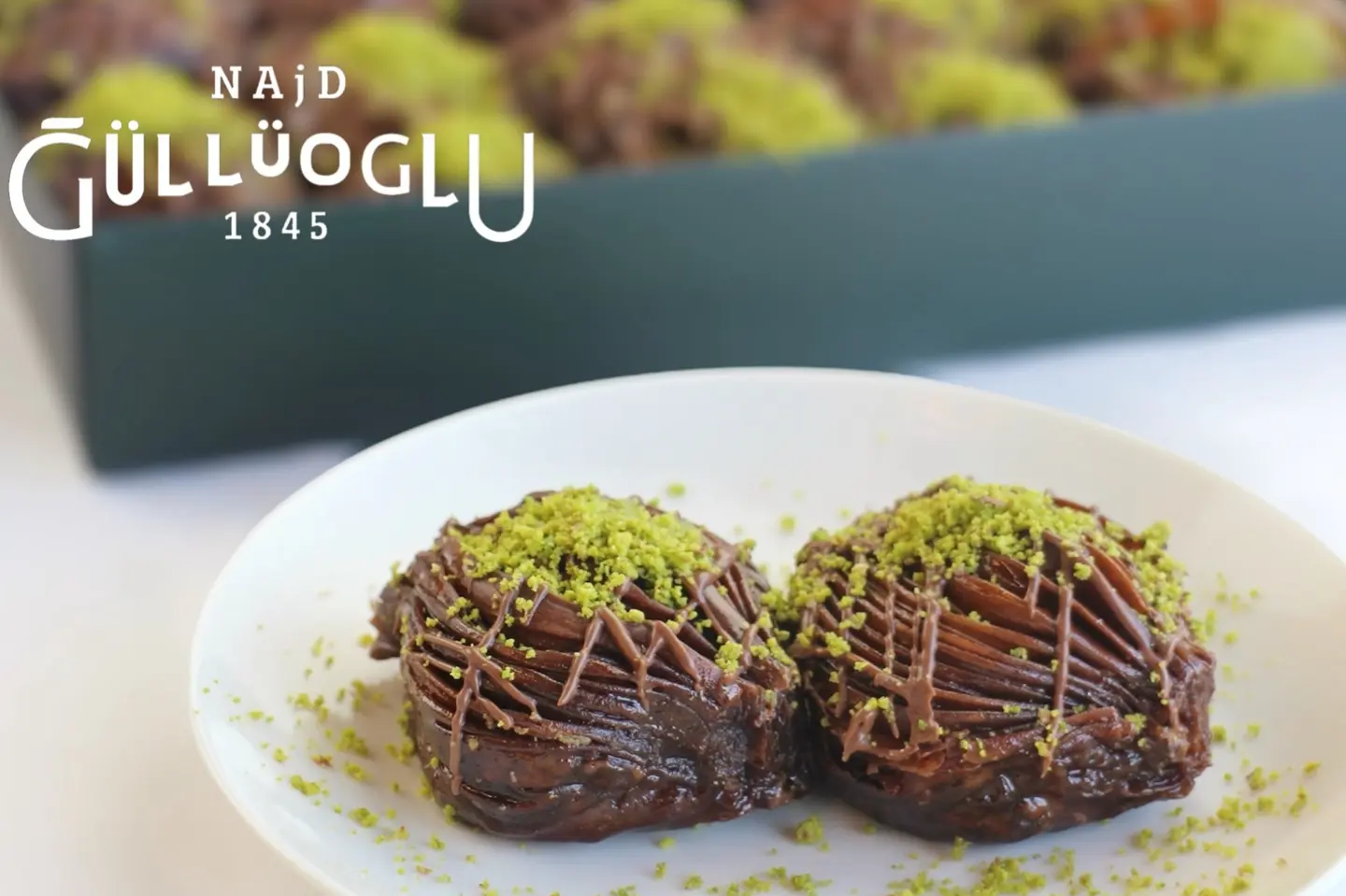 بقلاوة الصدفة بالشوكولاتة - ربع كيلو