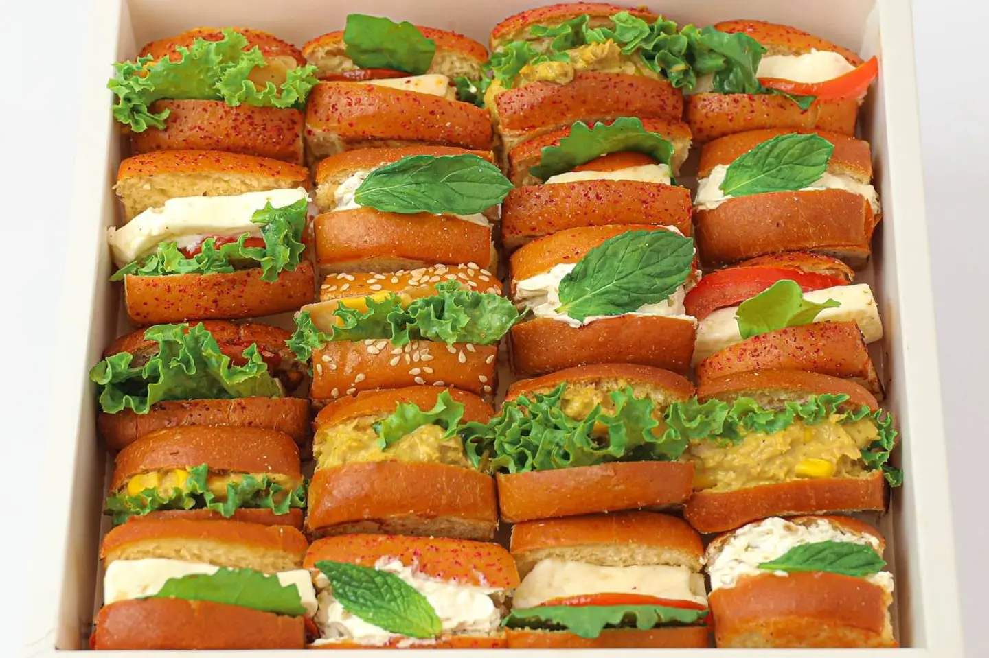 بوكس البريوش - صغير۱۰ قطع