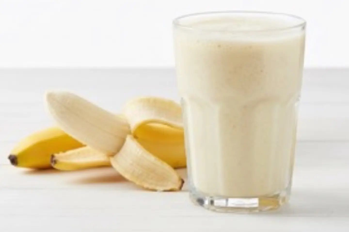 عصير موز بالحليب - كبير