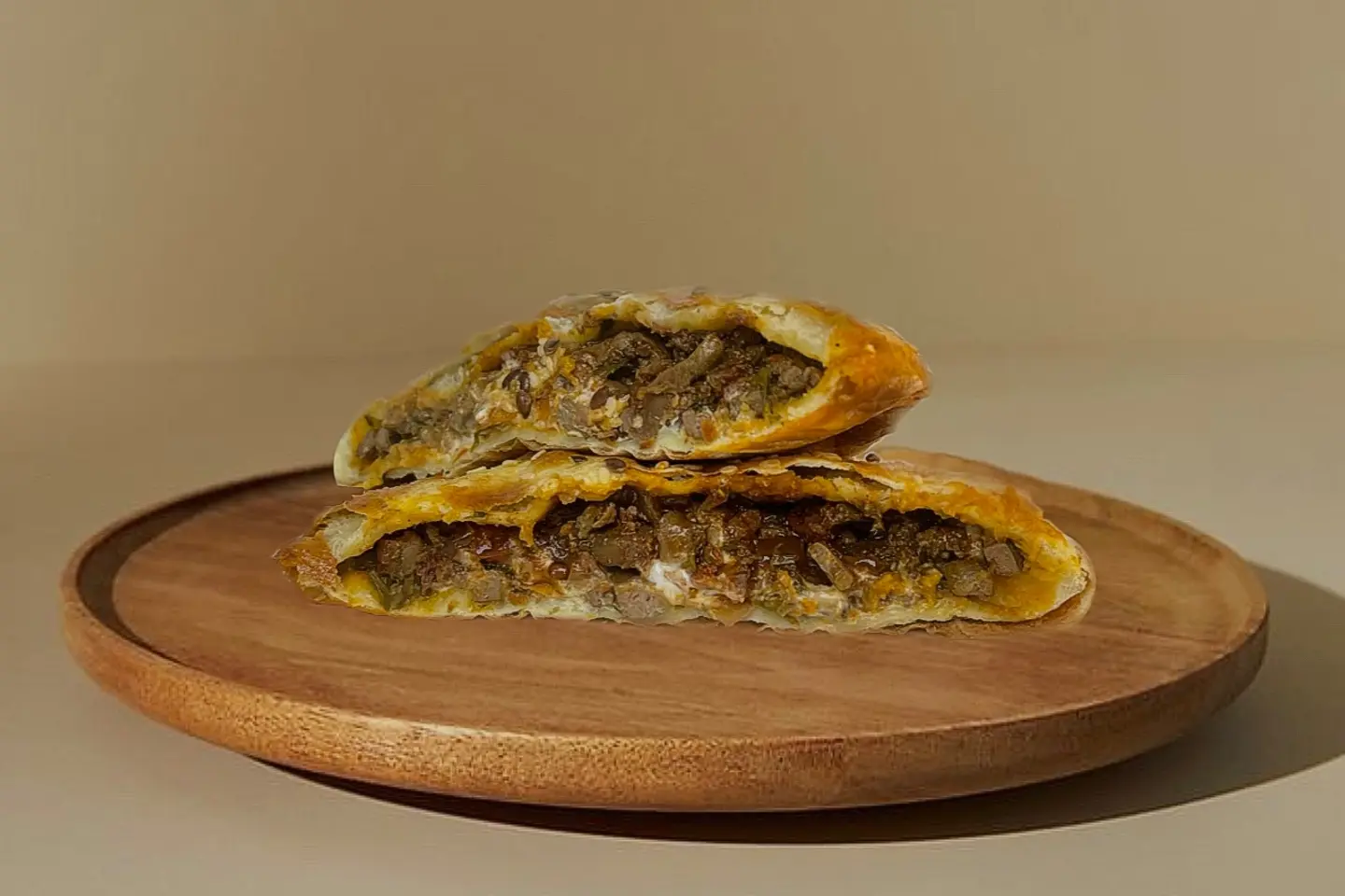 فطيرة كبده بلدي جبن سبيشل - دقيق ابيض