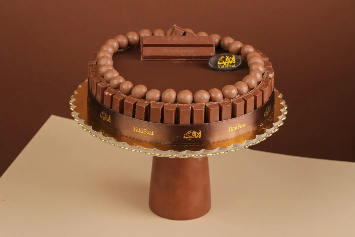 Medium Cake - Medium Cake Chocolate