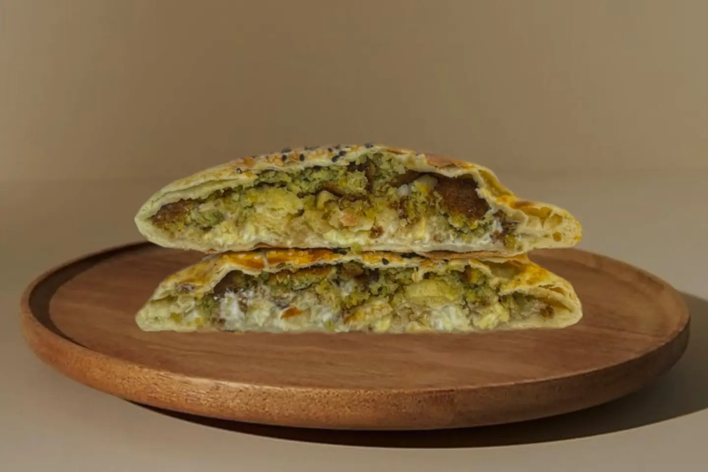 فطيرة فلافل سبيشل كبير - دقيق ابيض