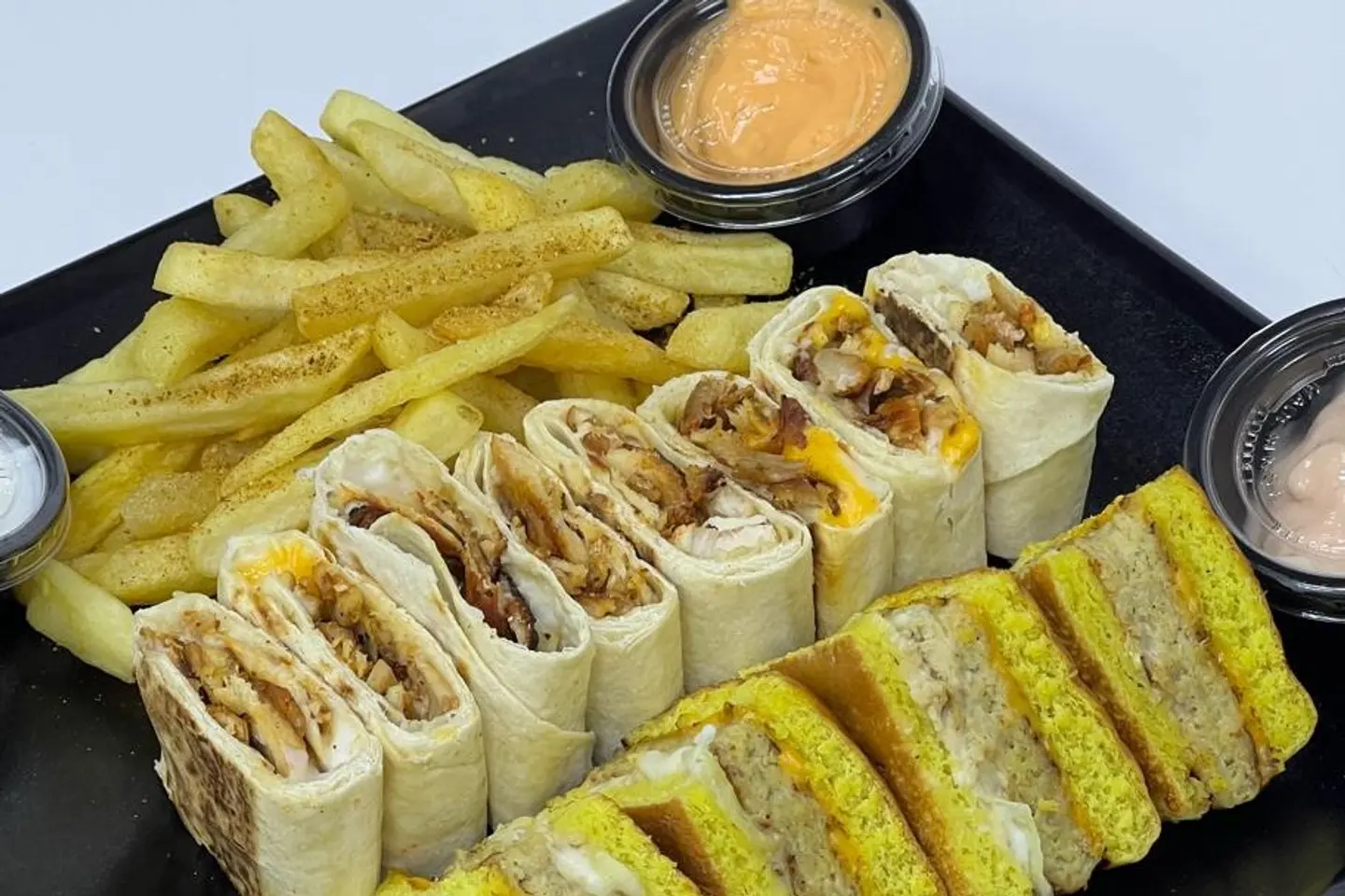 بوكس ميكس شاورما و برجر - بدون جبن