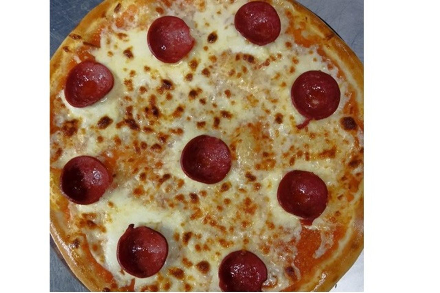 Pepperoni Pizza - Medium