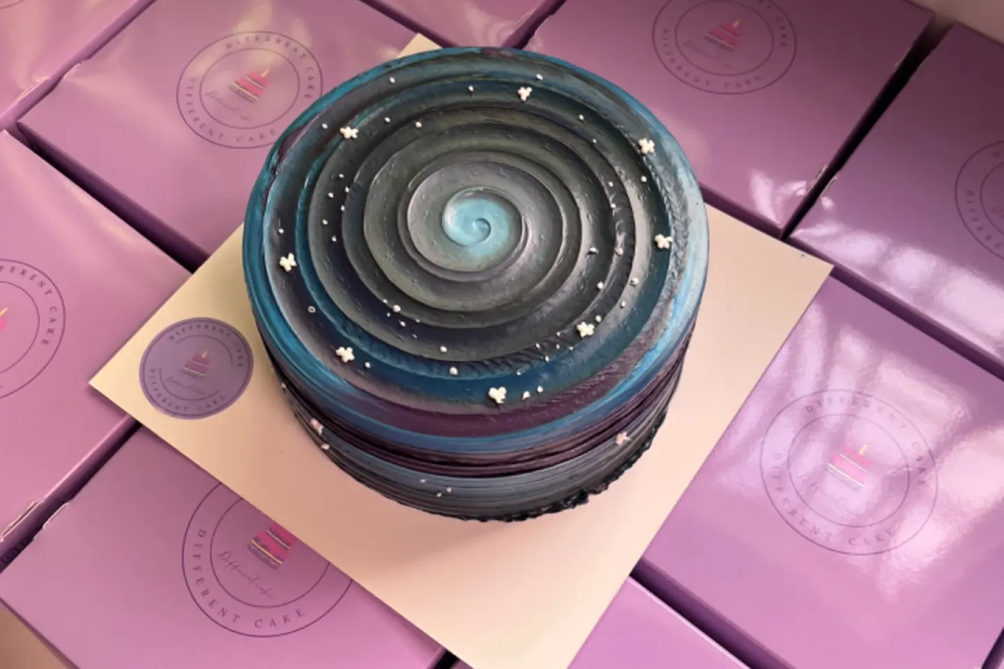 كيكة الكوكب - ٦ انش