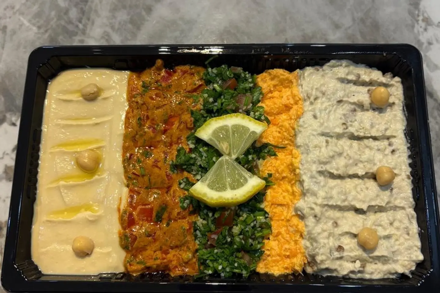 مقبلات مشكلة - صغير