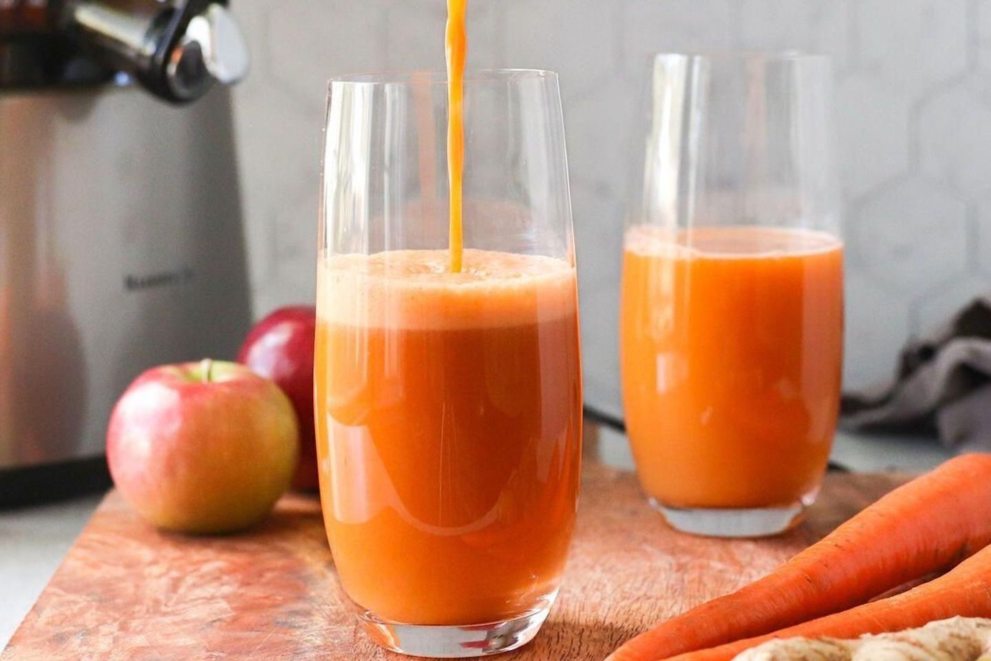 Apple With Carrot - Medium