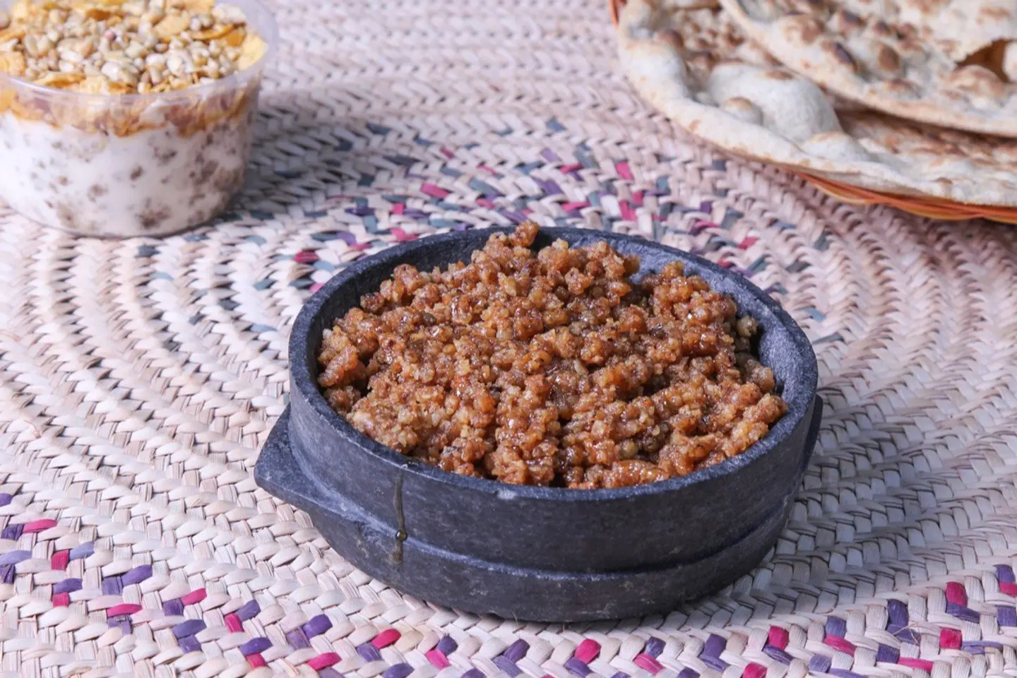 فتة تمر بالعسل - صغير