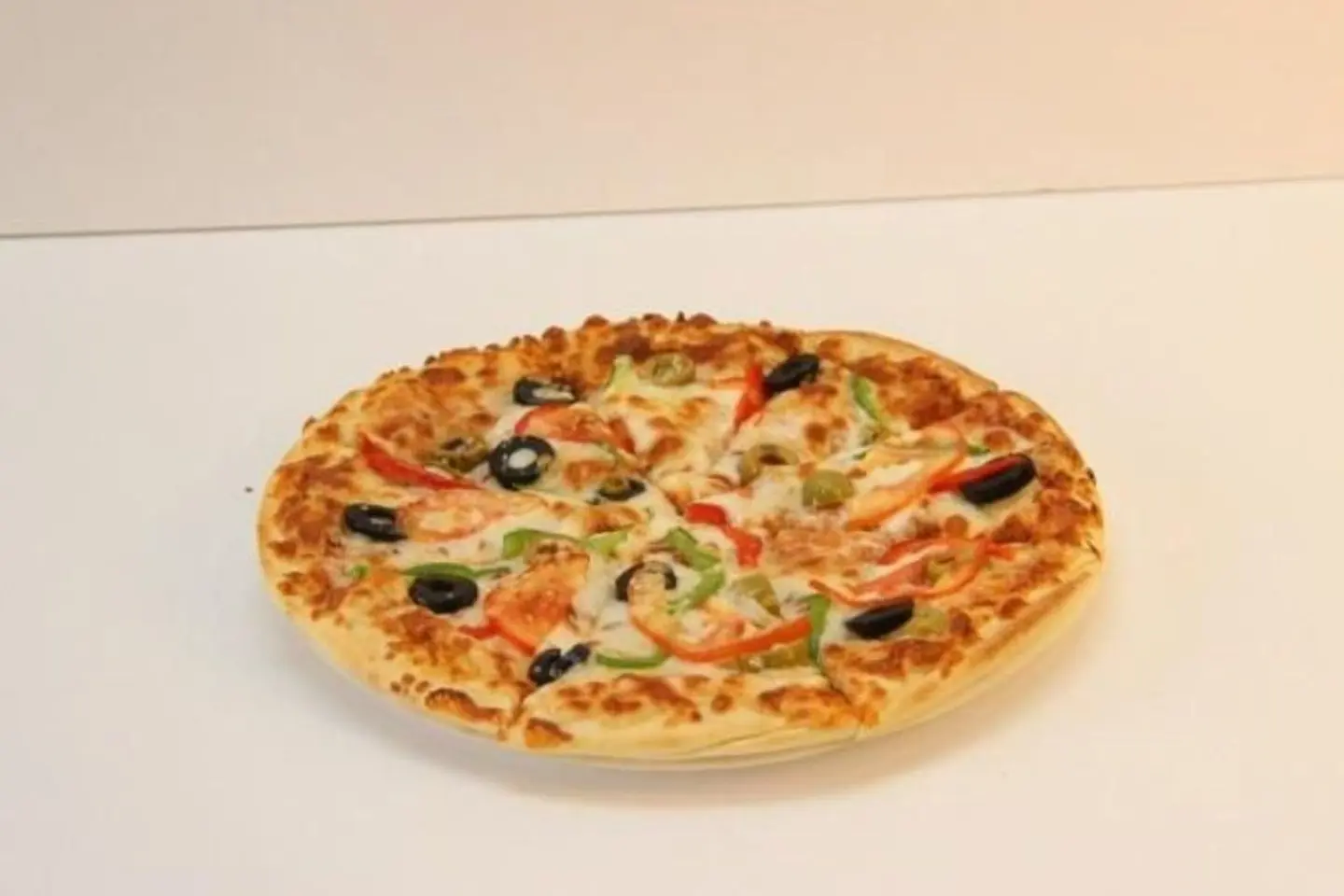 بيتزا خضار - صغير