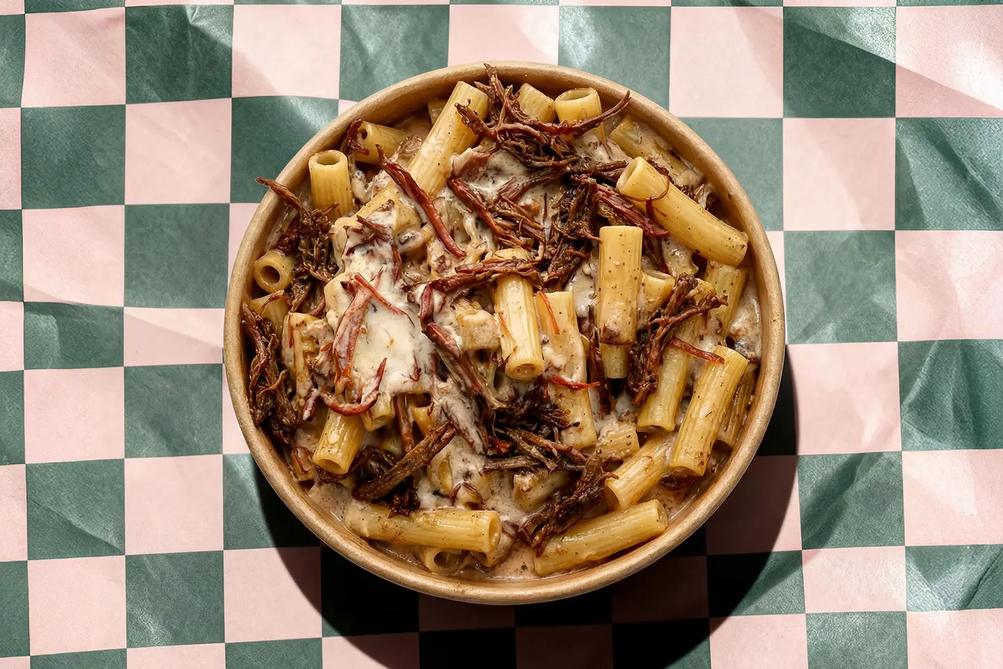 باستا اللحم المدخن - عادي