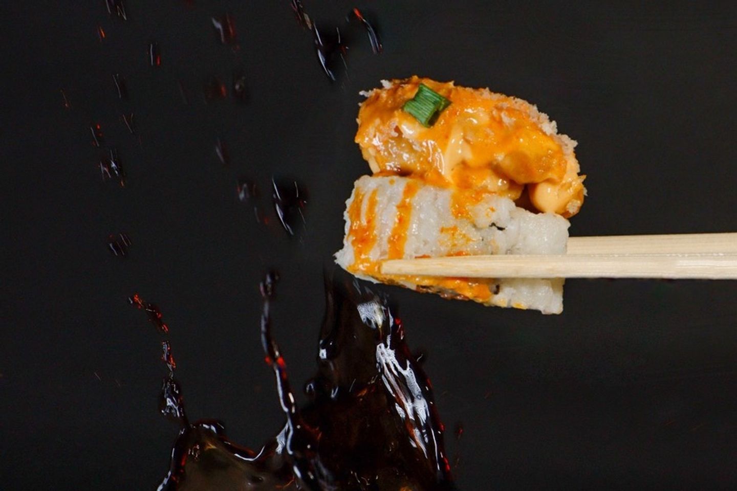 Dynamite Chicken Roll - 4 Pieces