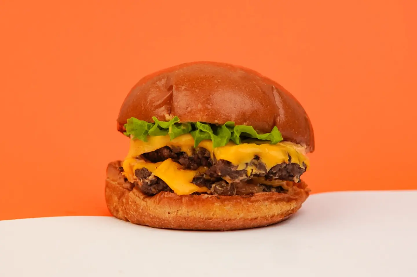 برجر لحم دبل - ساندوتش