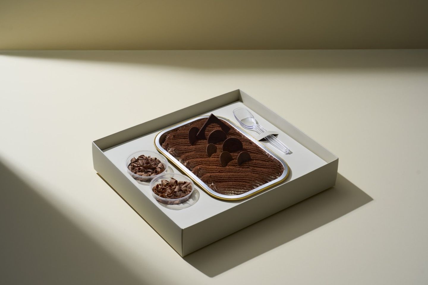 Classic Tiramisu Medium - Medium