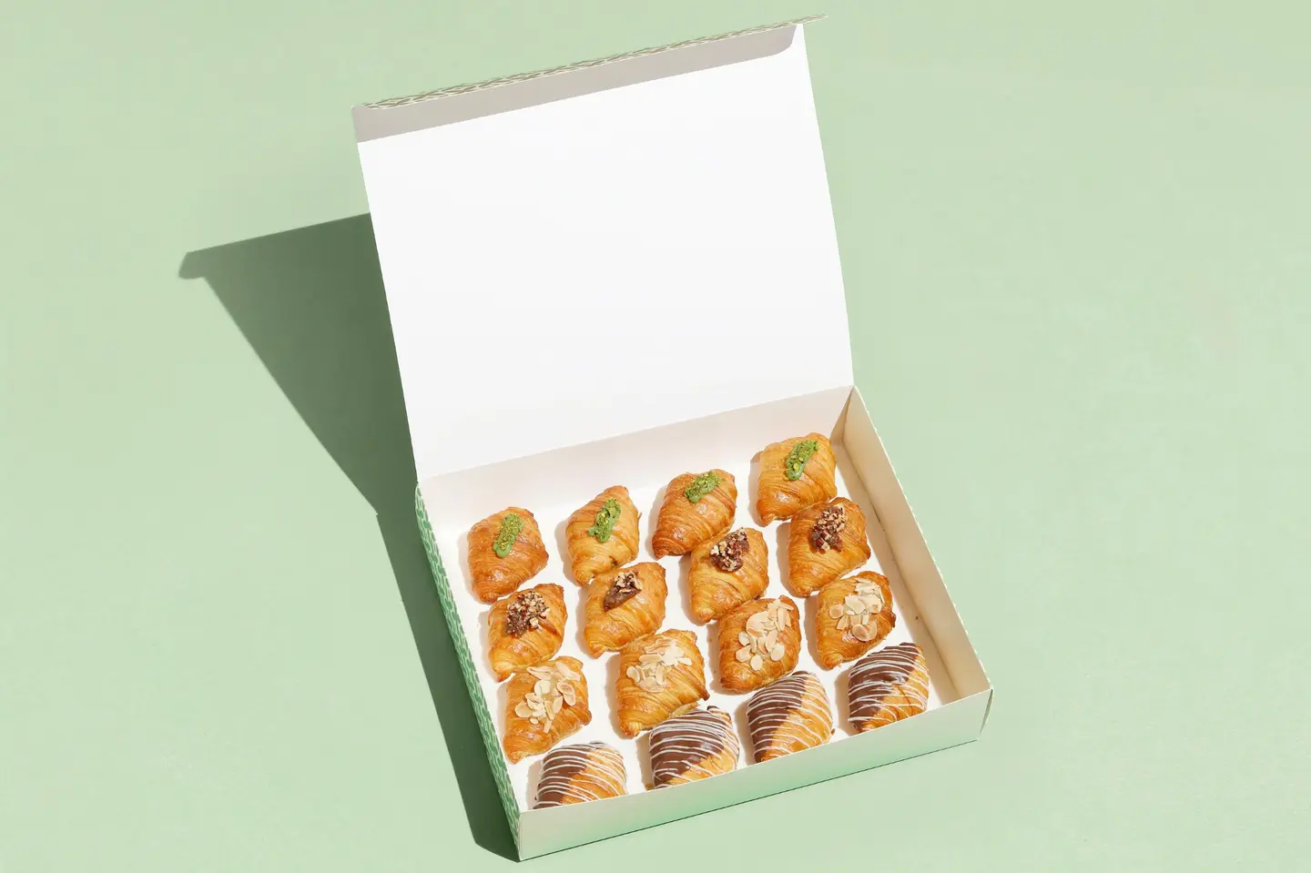 Mini Croissant Box - 8 Pieces